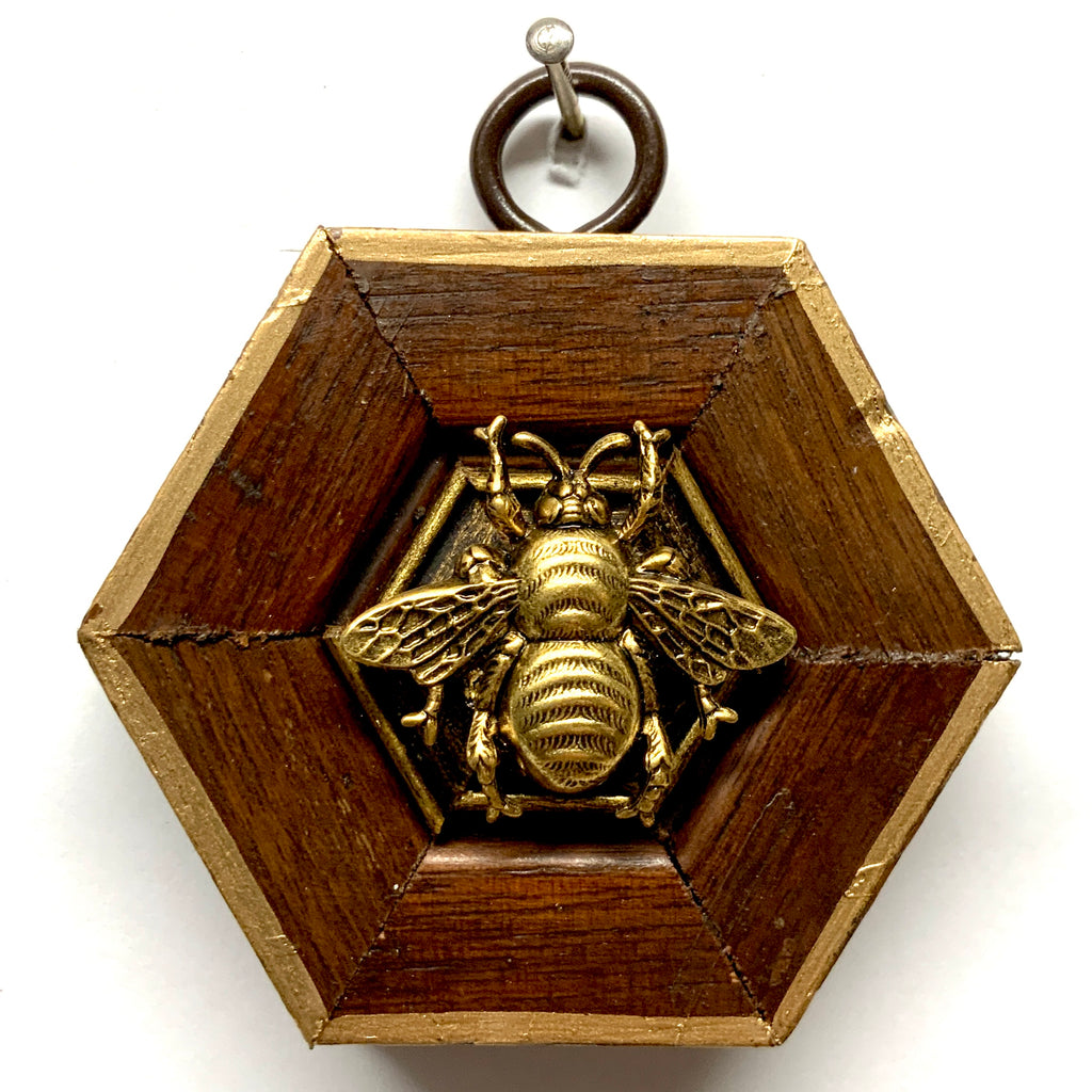 Wooden Frame with Grande Bee (2.5