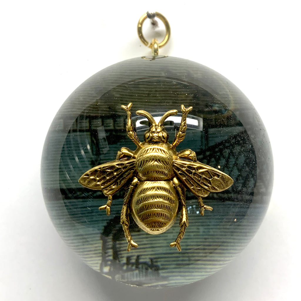 Acrylic Orb Frame with Grande Bee on Marbled Paper / Slight Imperfections (3