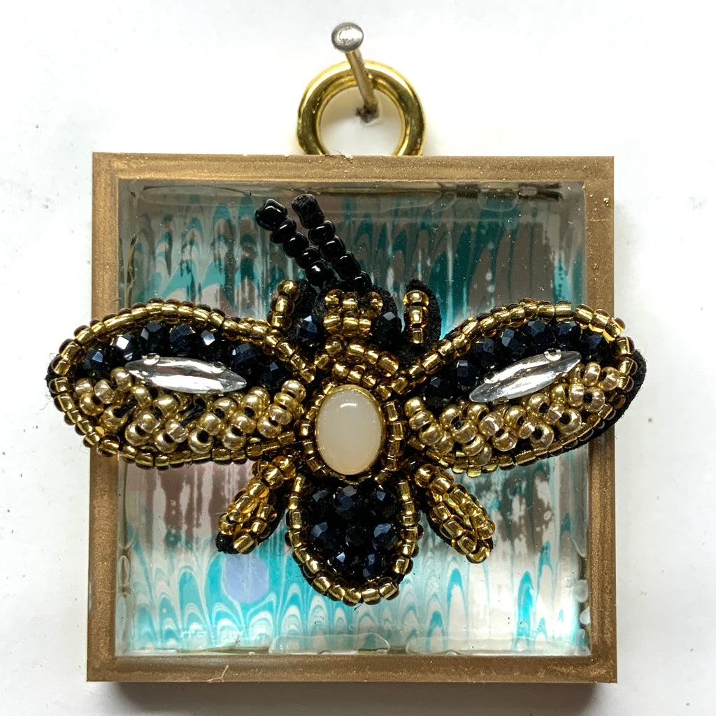 Acrylic Frame with Beaded Bee / Slight Imperfections (2