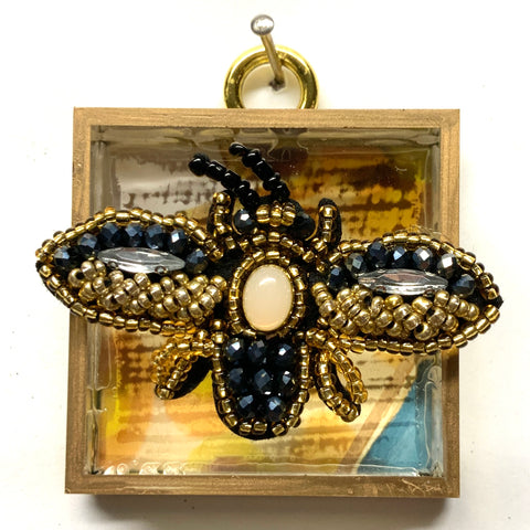 Acrylic Frame with Beaded Bee / Slight Imperfections (2