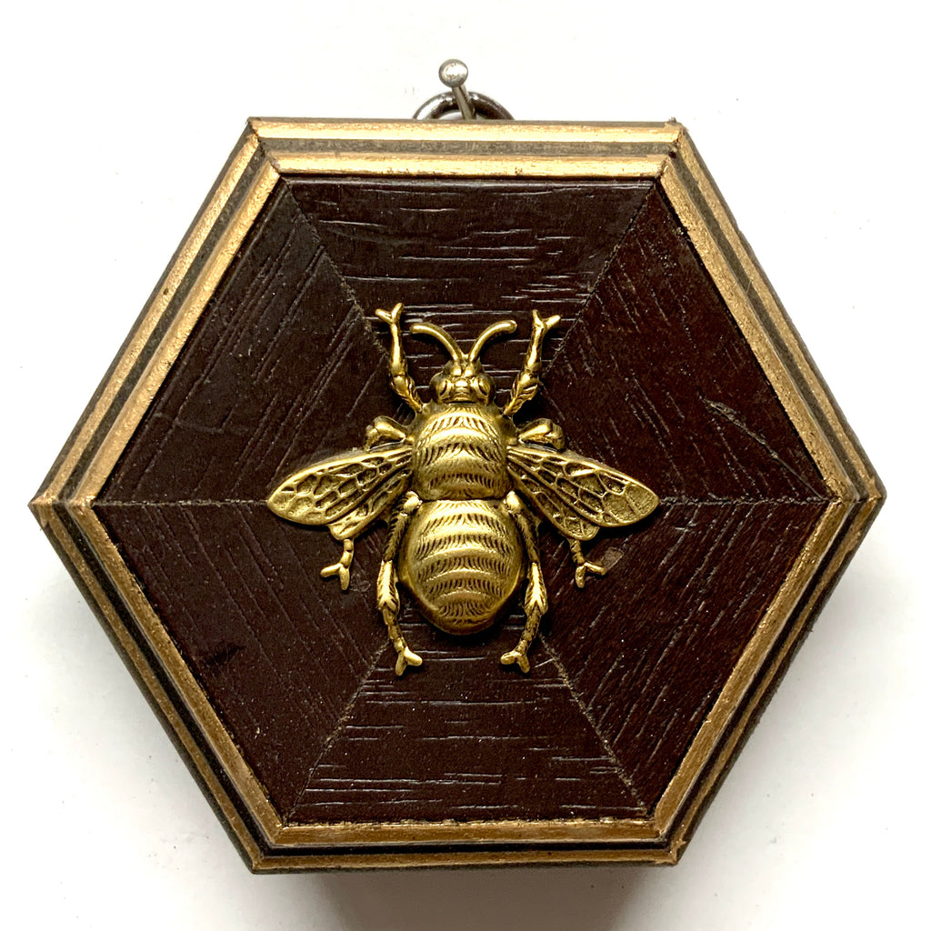 Wooden Frame with Grande Bee (4