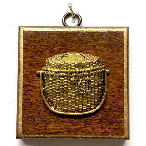 Wooden Frame with Nantucket Basket (3.25