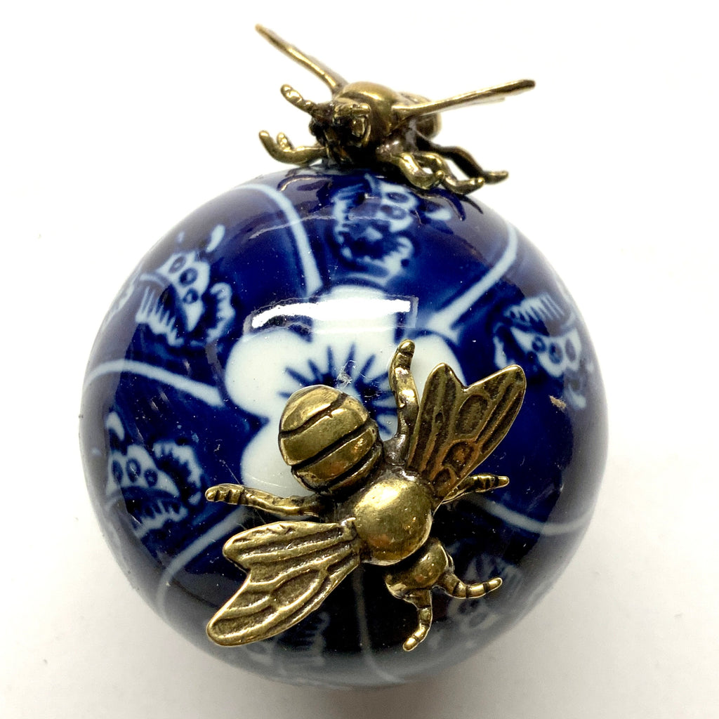 Ceramic Ball Frame with Bees / Slight Imperfections (5