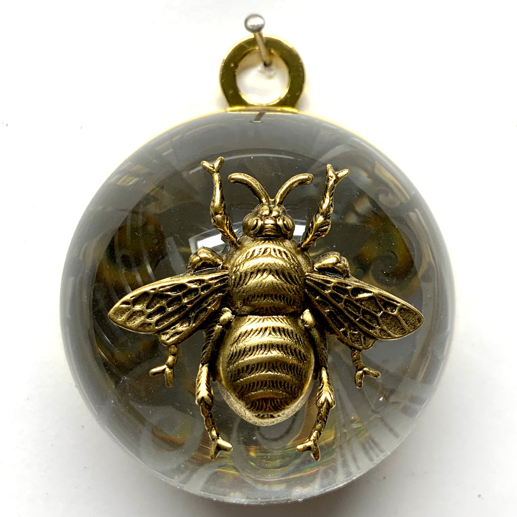 Acrylic Dome Frame with Grande Bee / Slight Imperfections (2.5