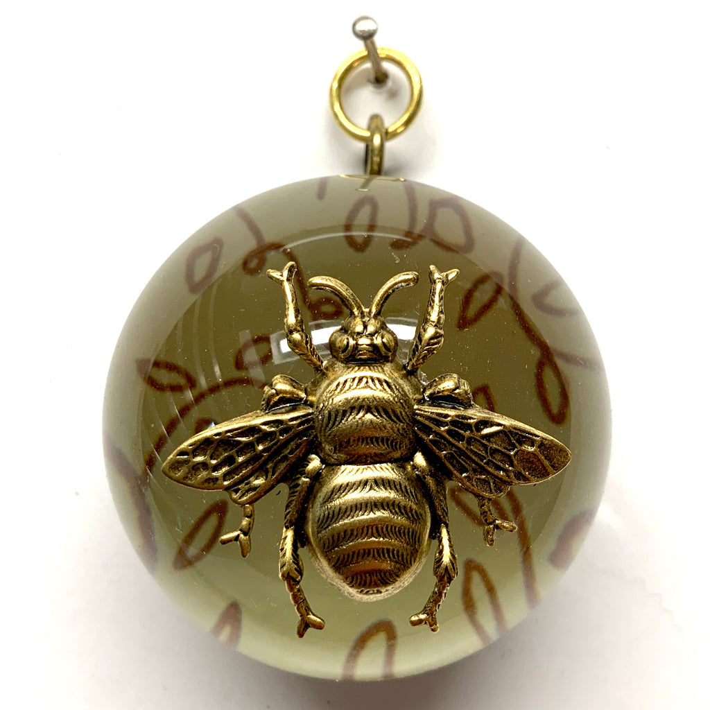 Acrylic Dome Frame with Grande Bee / Slight Imperfections (2.5