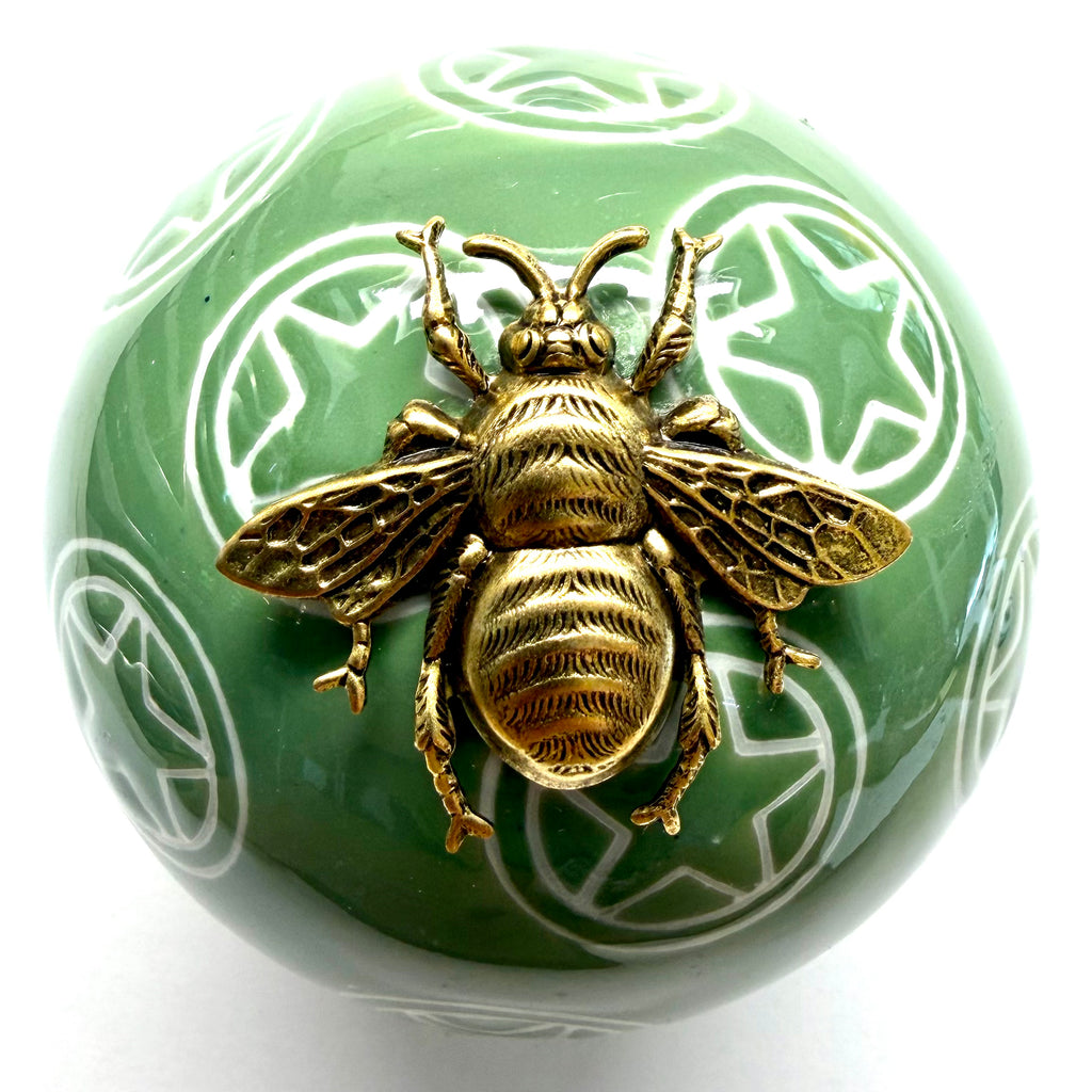 Ceramic Ball Frame with Grande Bee / Slight Imperfections (3