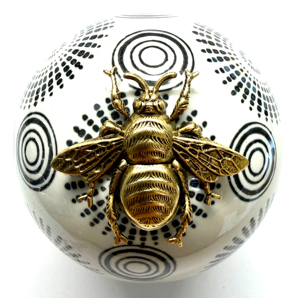 Ceramic Ball Frame with Grande Bee / Slight Imperfections (3