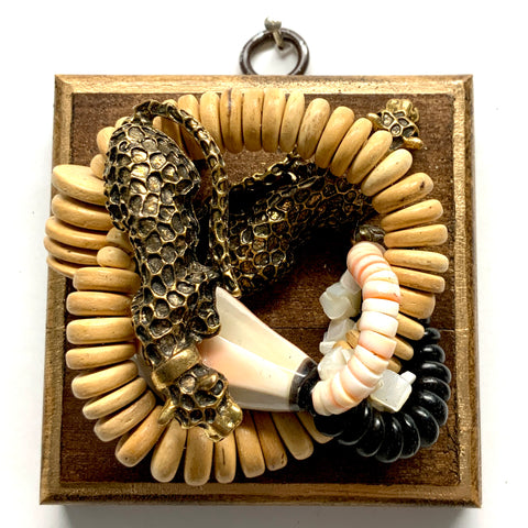 Wooden Frame with Leopards on Necklace (3.25