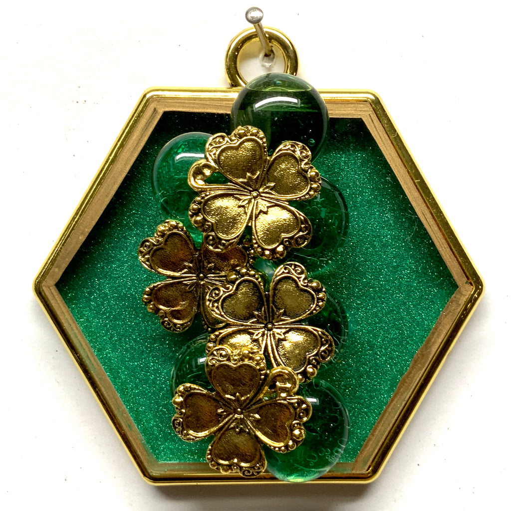Acrylic Frame with Clovers on Glass Beads / Slight Imperfections (6