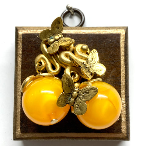 Wooden Frame with Butterflies on Brooch (2.5