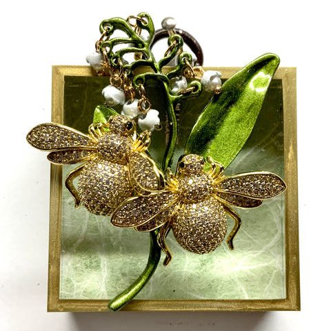 Acrylic Frame with Sparkle Bees on Flower / Slight Imperfections (2