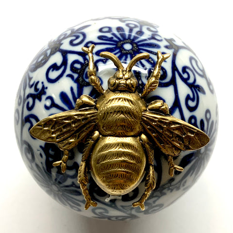 Ceramic Ball Frame with Grande Bee / Slight Imperfections (2