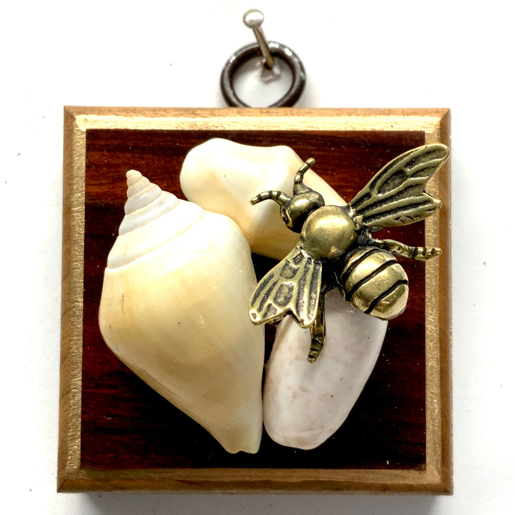 Wooden Frame with Bee on Shells (2.5
