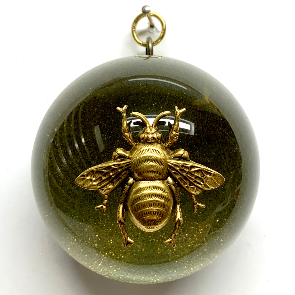 Acrylic Dome Frame with Grande Bee on Sparkle Paper / Slight Imperfections (3