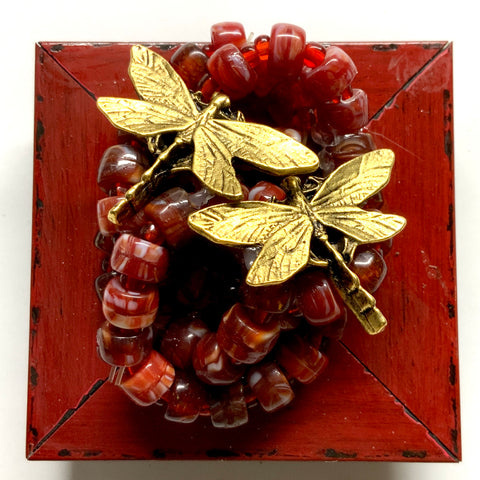 Modern Lacquered Frame with Dragonflies on Necklace (3