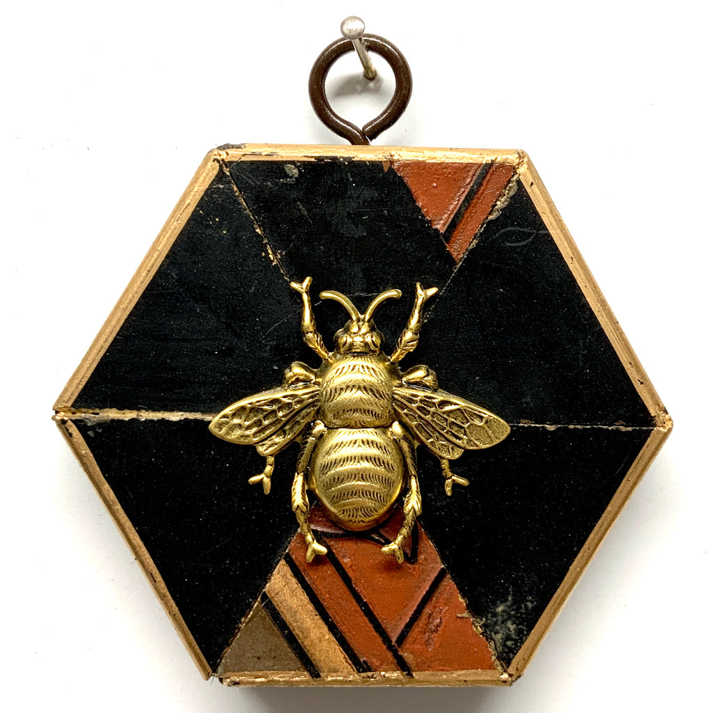 Coromandel Frame with Grande Bee (3.25