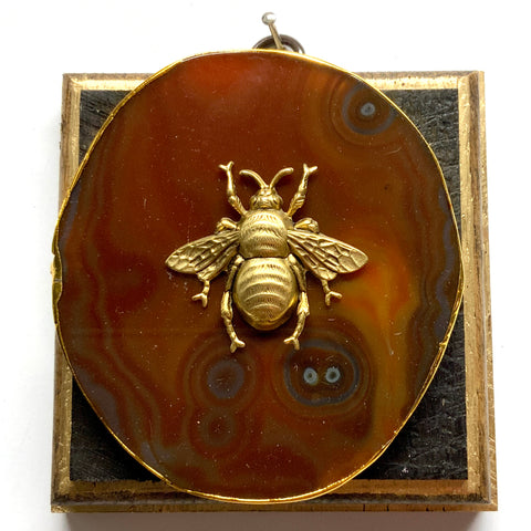 Bourbon Barrel Frame with Grande Bee on Agate (4