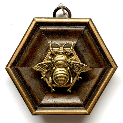 Wooden Frame with Grande Bee (3.25