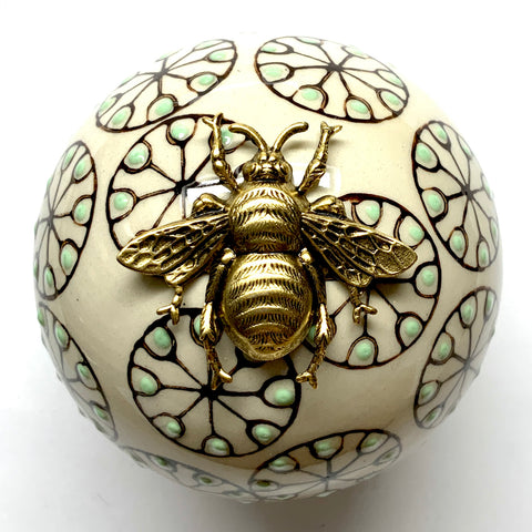 Ceramic Ball Frame with Grande Bee / Slight Imperfections (3
