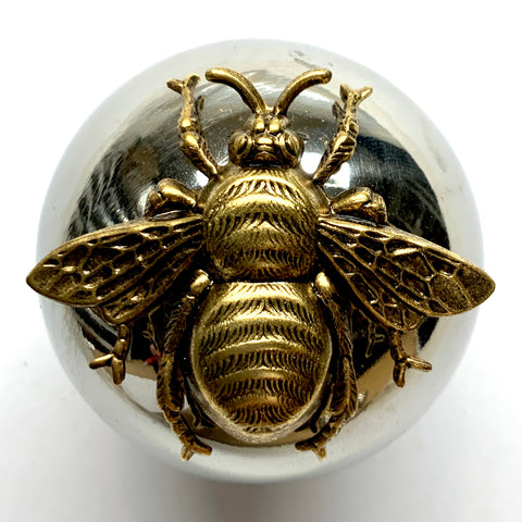 Gazing Ball Frame with Grande Bee / Slight Imperfections (2