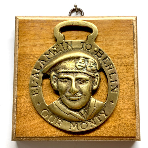 Wooden Frame with Horse Brass (4.5