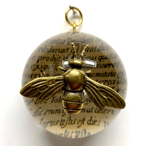 Acrylic Orb Frame with Bee / Slight Imperfections (2.5