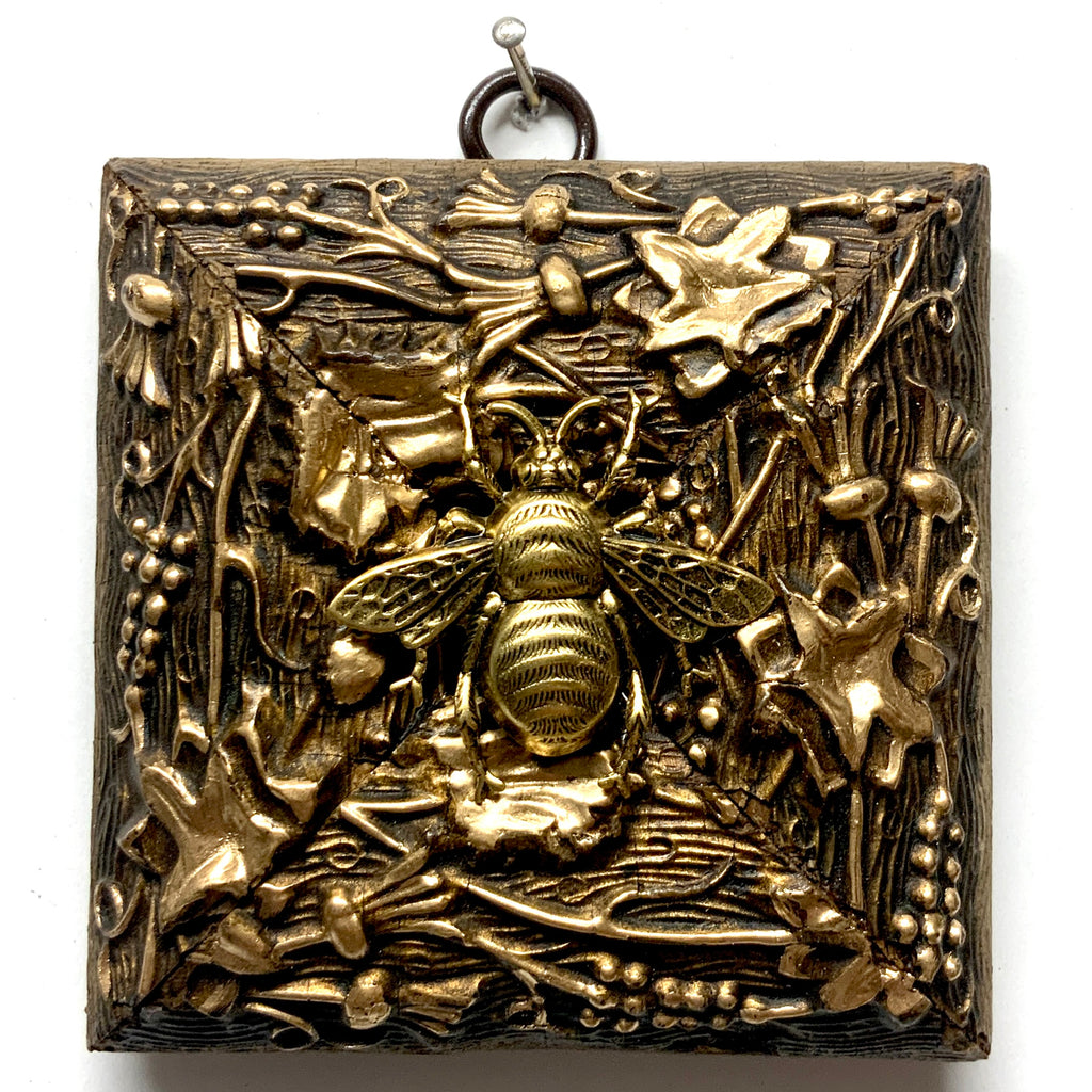 Gilt Frame with Grande Bee (3.5