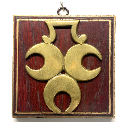 Red Waxed Frame with Horse Brass (5