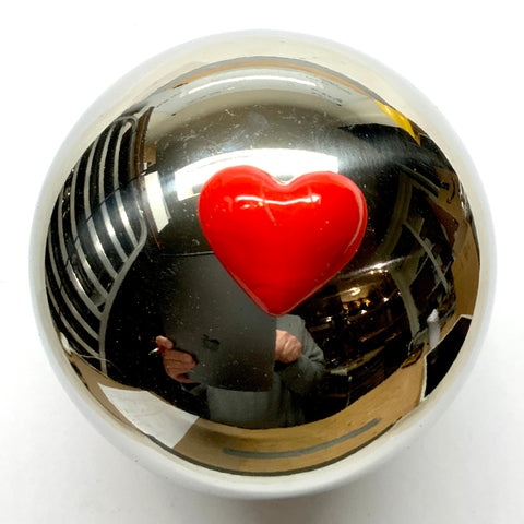 Gazing Ball Frame with Heart / Slight Imperfections (3