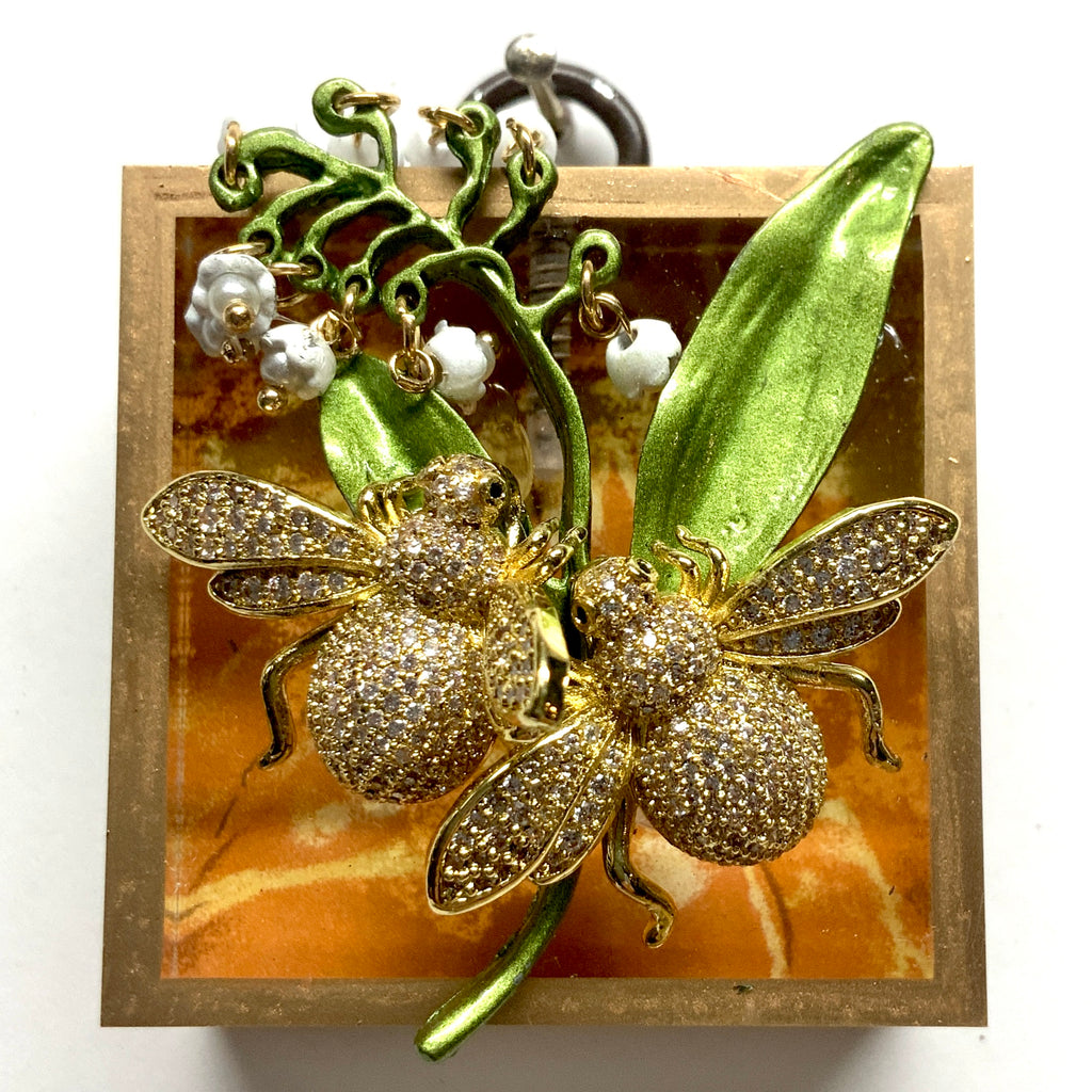 Acrylic Frame with Sparkle Bees on Brooch / Slight Imperfections (2