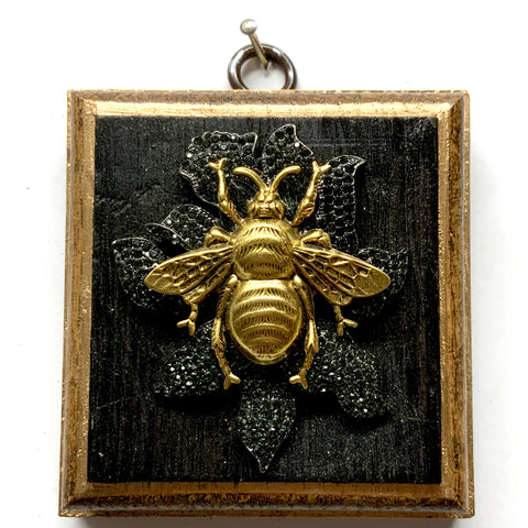 Bourbon Barrel Frame with Grande Bee on Brooch (3.25