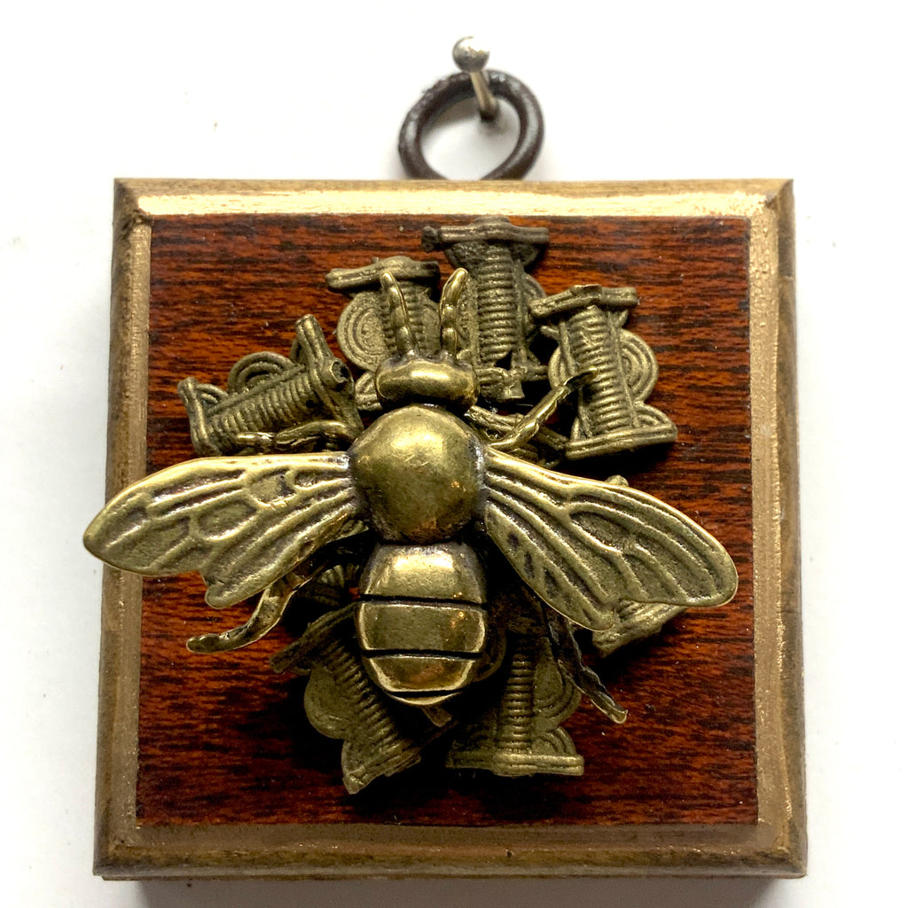 Wooden Frame with Bee (2.5