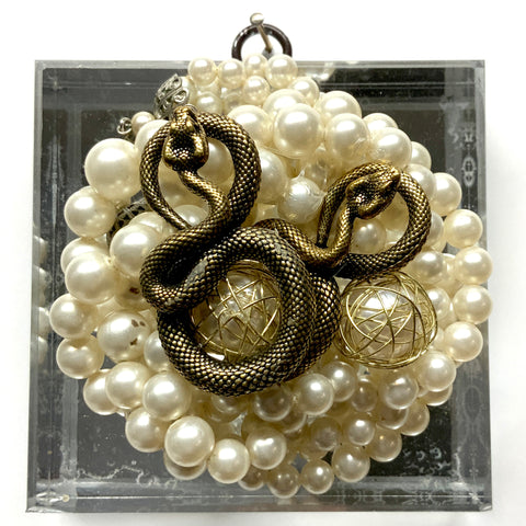 Acrylic Frame with Snakes on Pearls / Slight Imperfections (4