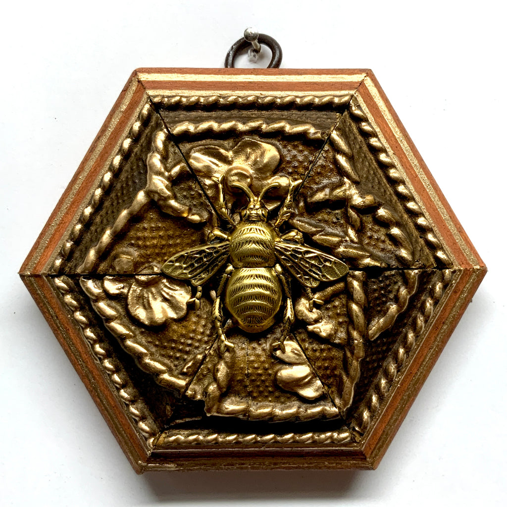 Painted Frame with Grande Bee (4.25