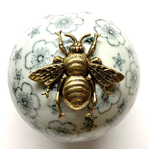 Ceramic Ball Frame with Grande Bee / Slight Imperfections (3” wide)
