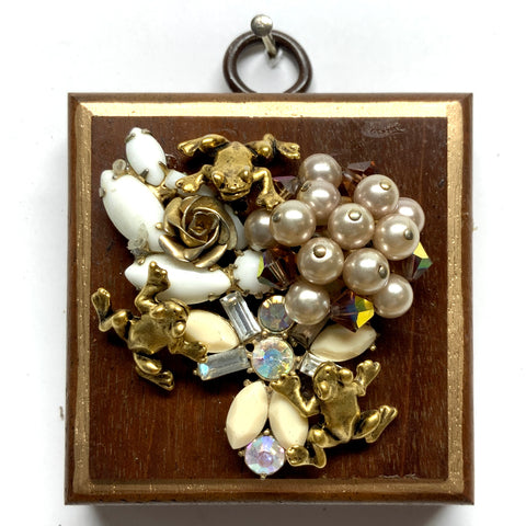 Wooden Frame with Frogs on Necklace (2.5