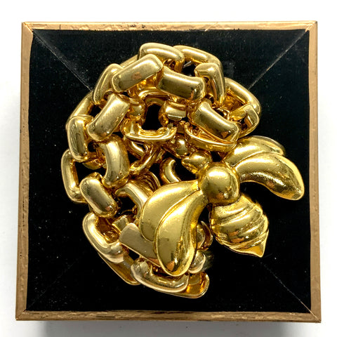 Modern Lacquered Frame with Deco Bee on Necklace (3
