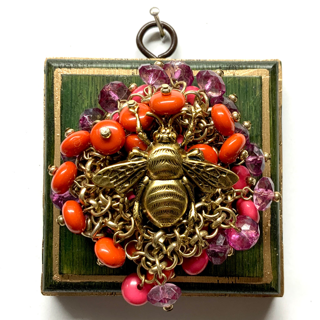 Green Waxed Frame with Grande bee on Necklace (3.25