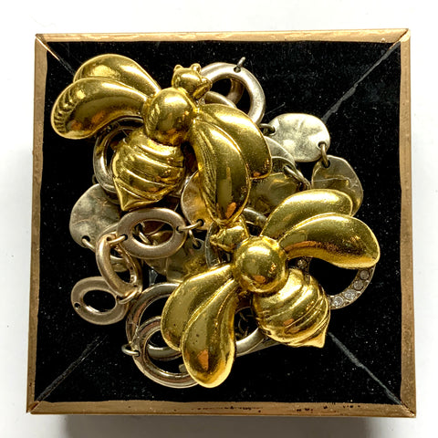 Modern Lacquered Frame with Deco Bees on Necklace (3