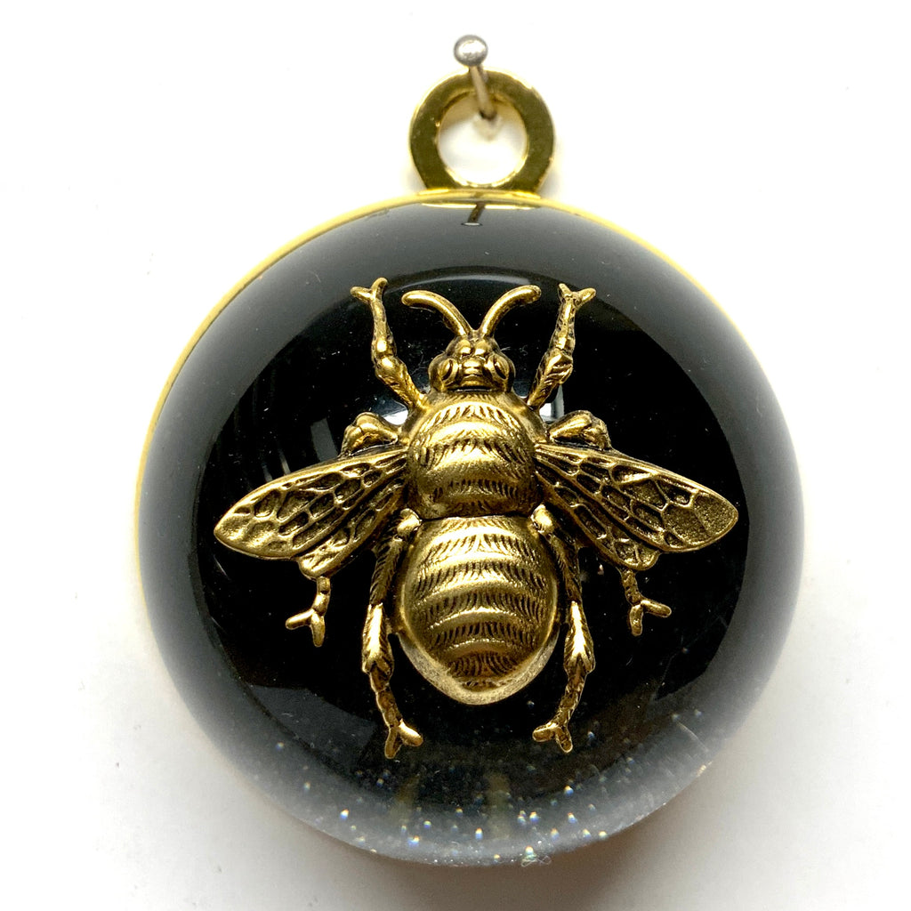 Acrylic Dome Frame with Grande Bee / Slight Imperfections (2.5
