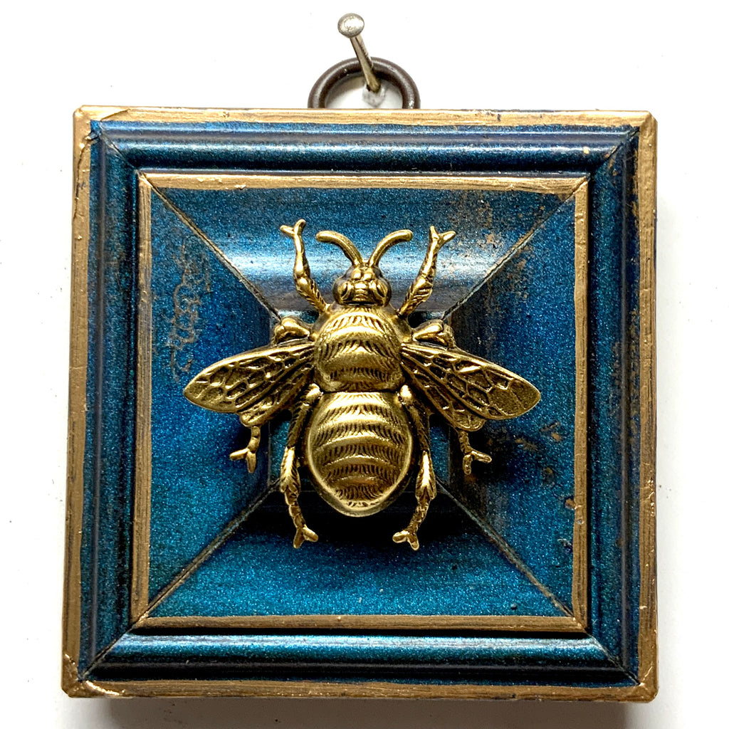 Painted Frame with Grande Bee (3