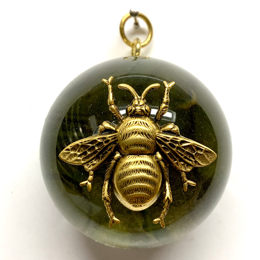 Acrylic Orb Frame with Grande Bee / Slight Imperfections (2.5