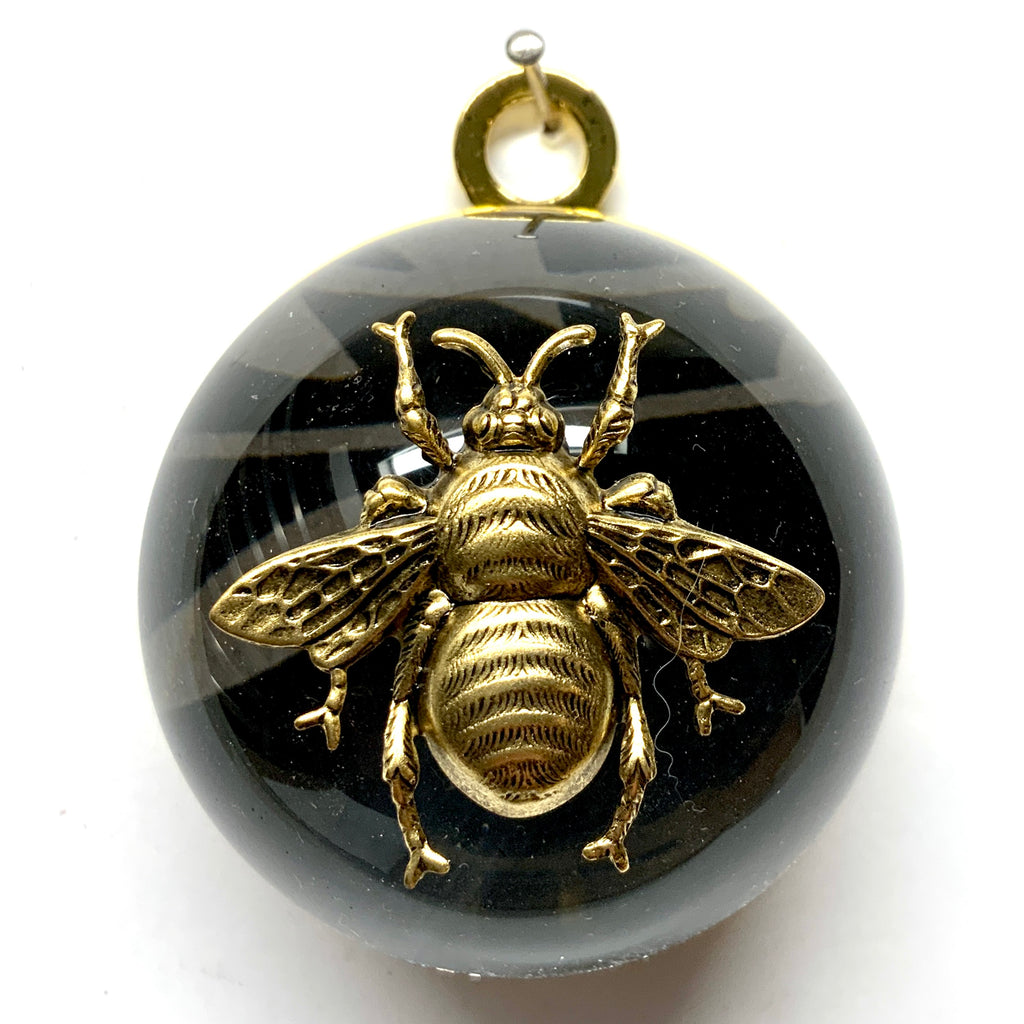Acrylic Dome Frame with Grande Bee / Slight Imperfections (2.5