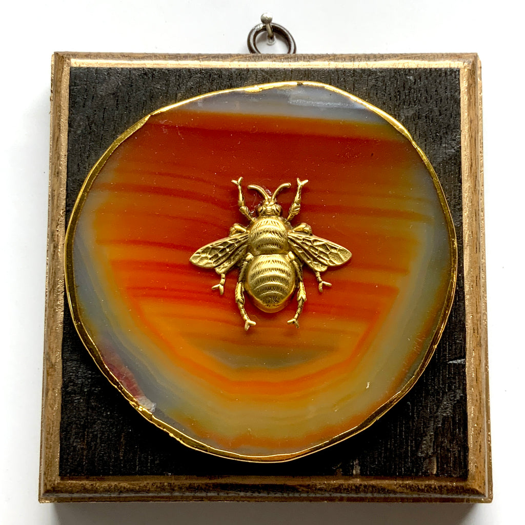 Bourbon Barrel Frame with Grande Bee on Agate (4.5