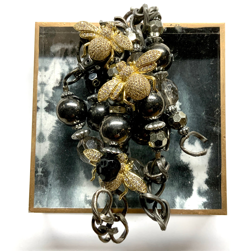 Acrylic Frame with Sparkle Bees on Necklace / Slight Imperfections (4