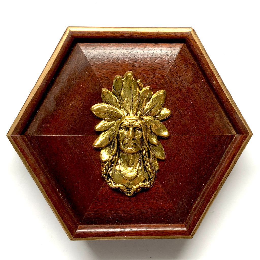 Wooden Frame with Chief (5.75