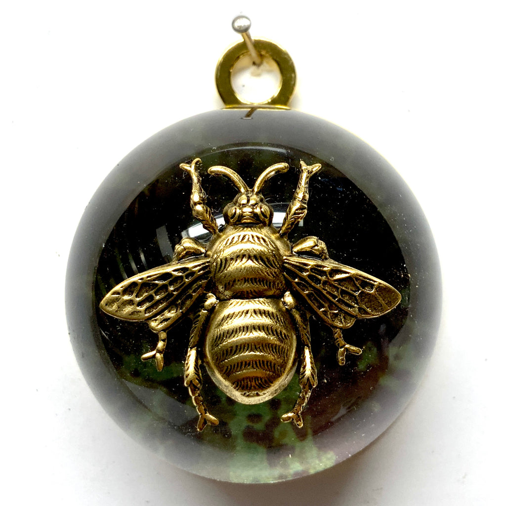Acrylic Dome Frame with Grande Bee / Slight Imperfections (2.5