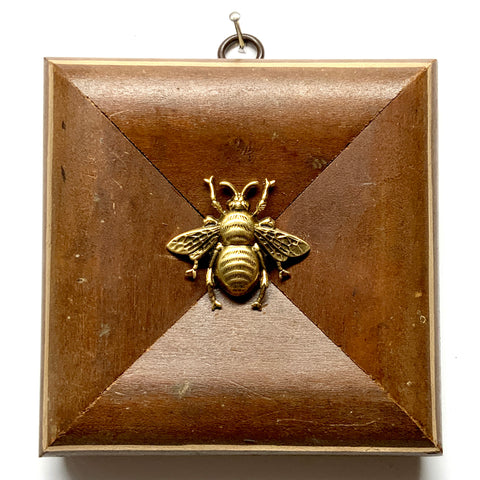 Wooden Frame with Grande Bee (4.75