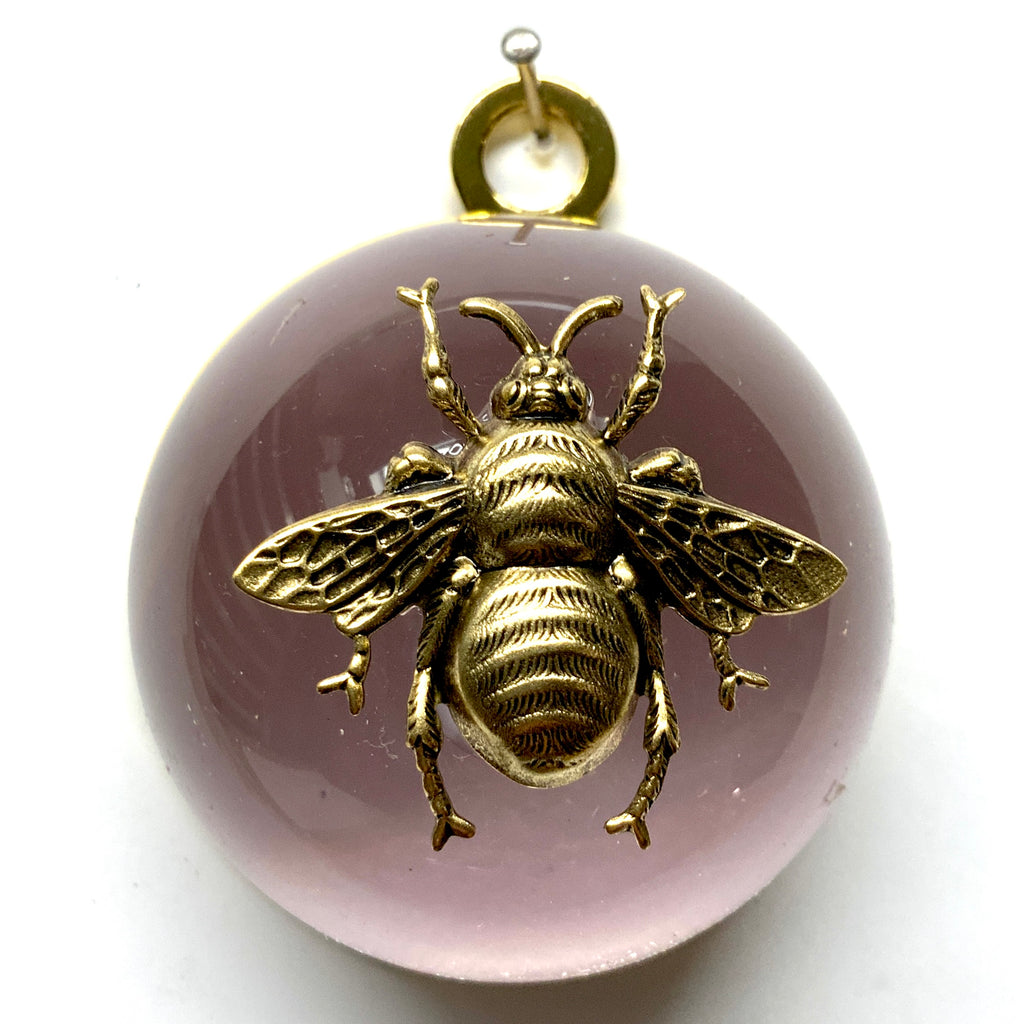 Acrylic Dome Frame with Grande Bee / Slight Imperfections (2.5