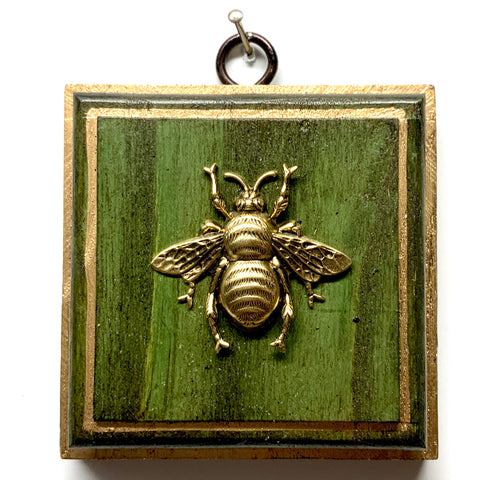 Green Waxed Frame with Grande Bee (3.25